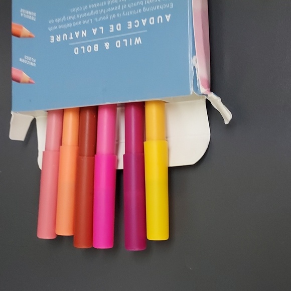 Morphe x Nyane Vibrant Color Pencil Set - Picture 4 of 5